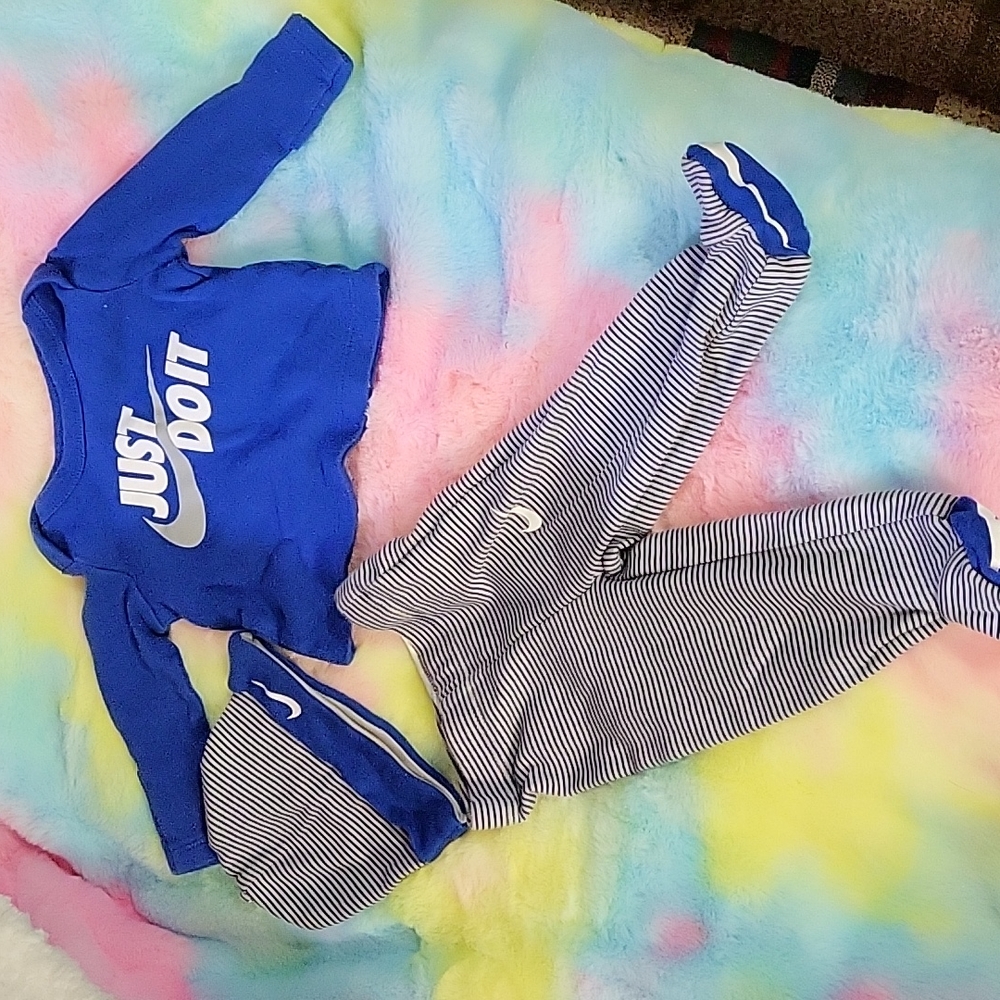 Nike Baby 3 Piece Set